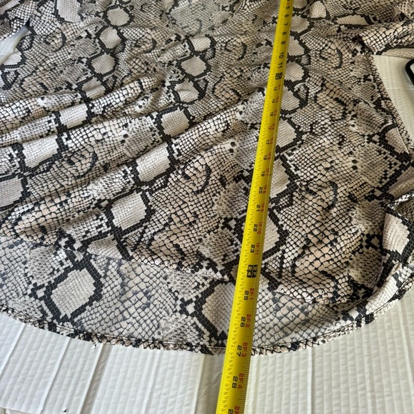 Boutique v neck long sleeve blouse size xl - Picture 6 of 9